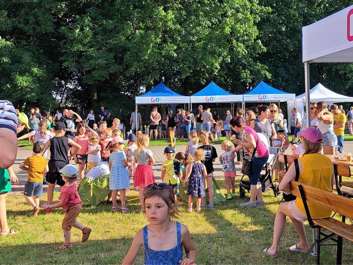 Festyn familijny w Domu Kultury ,,Dworek” w Głuchowie